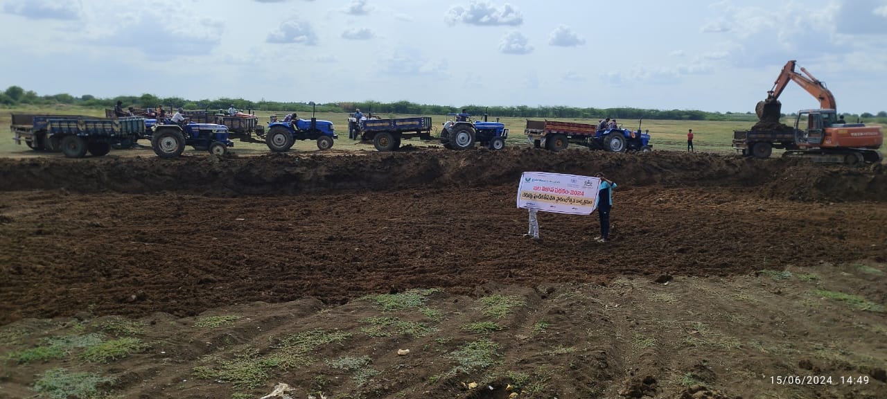 140+ Farmers benefit from Tank Desiltation Activities
